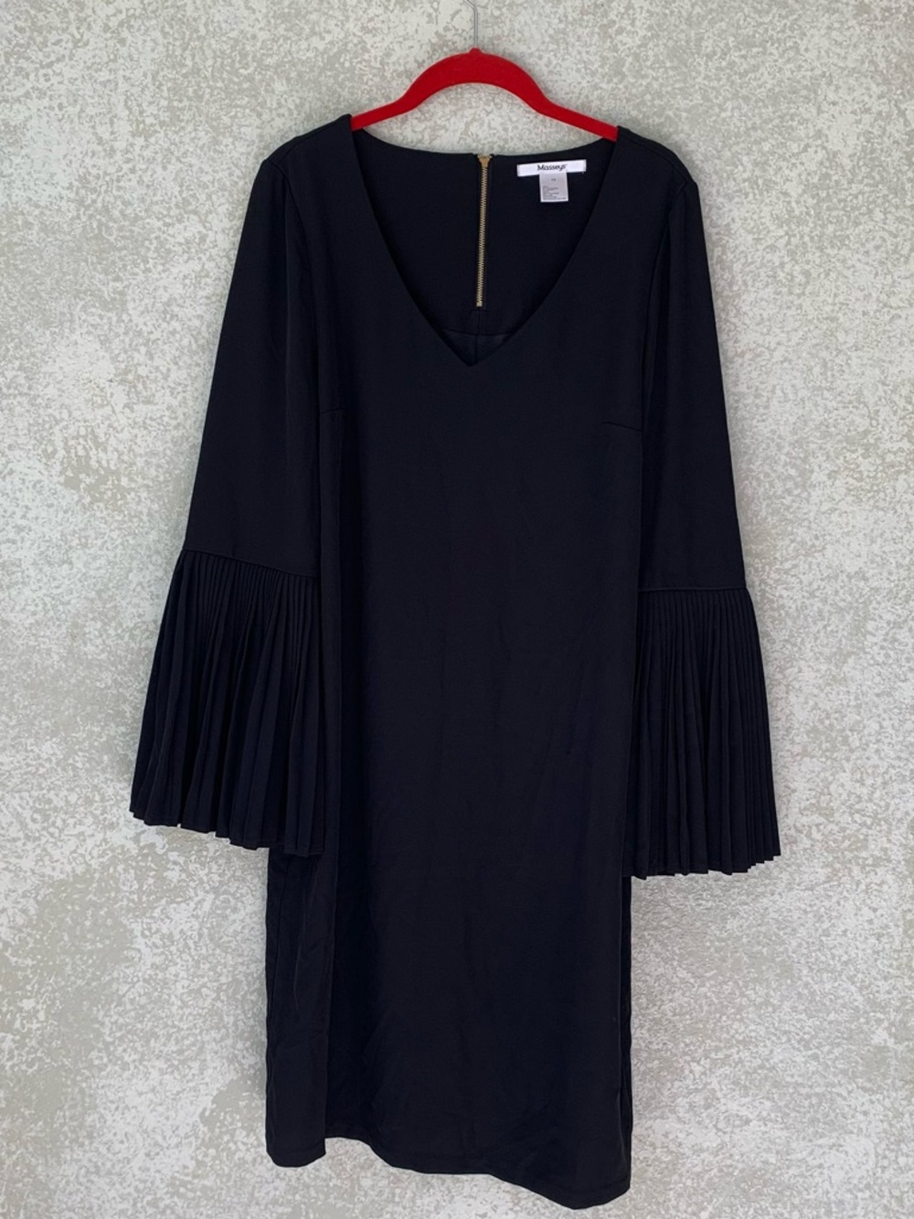 Masseys Black V-Neck Dress with Pleated Bell Sleeves Size 10 Party Evening